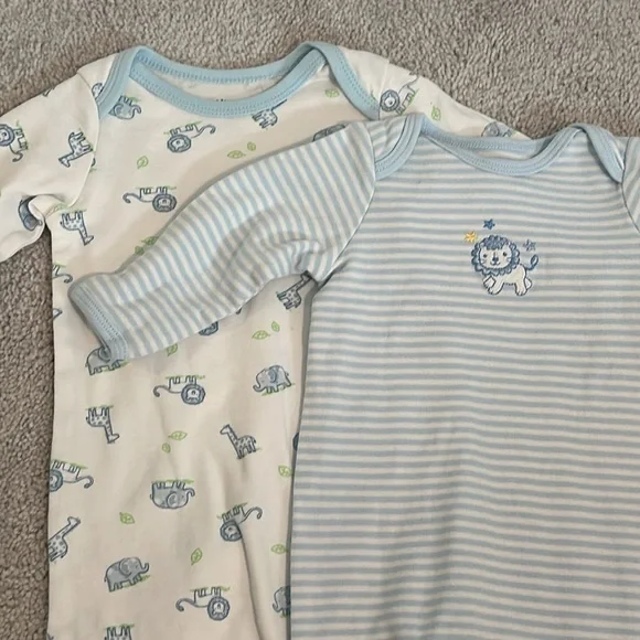 LittleMe 2pc Nightgown Lion Zoo Animal Print Strips Size 0-3mon - Picture 2 of 5